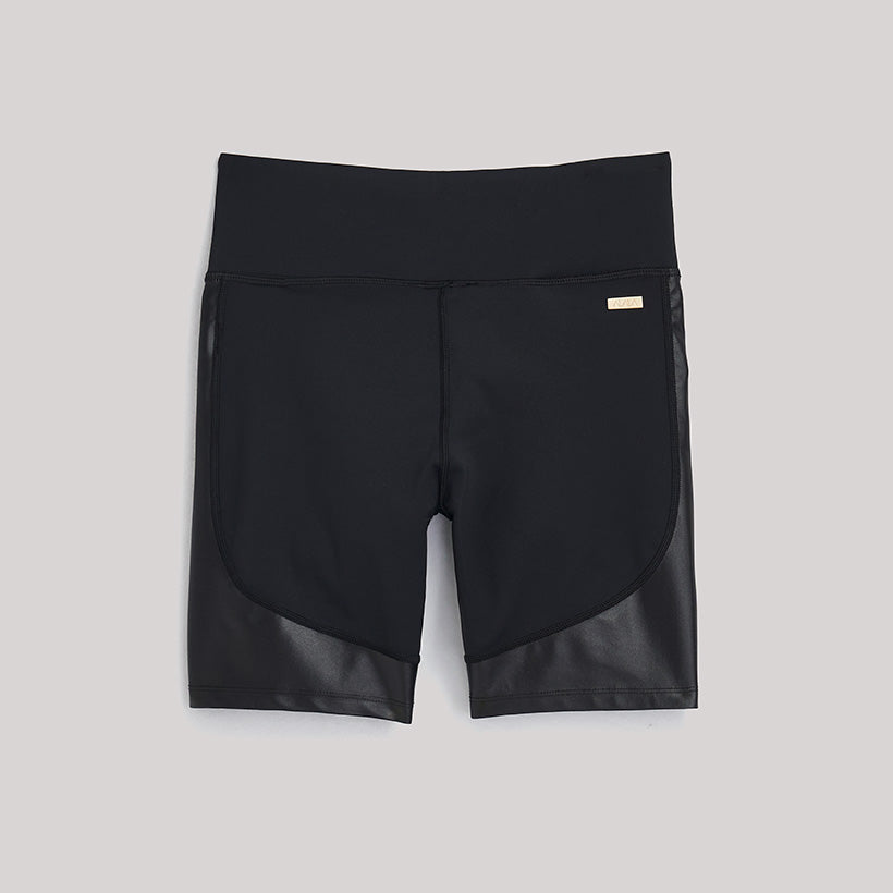 Alala x Crossrope Vamp Short Alala x Crossrope Vamp Short