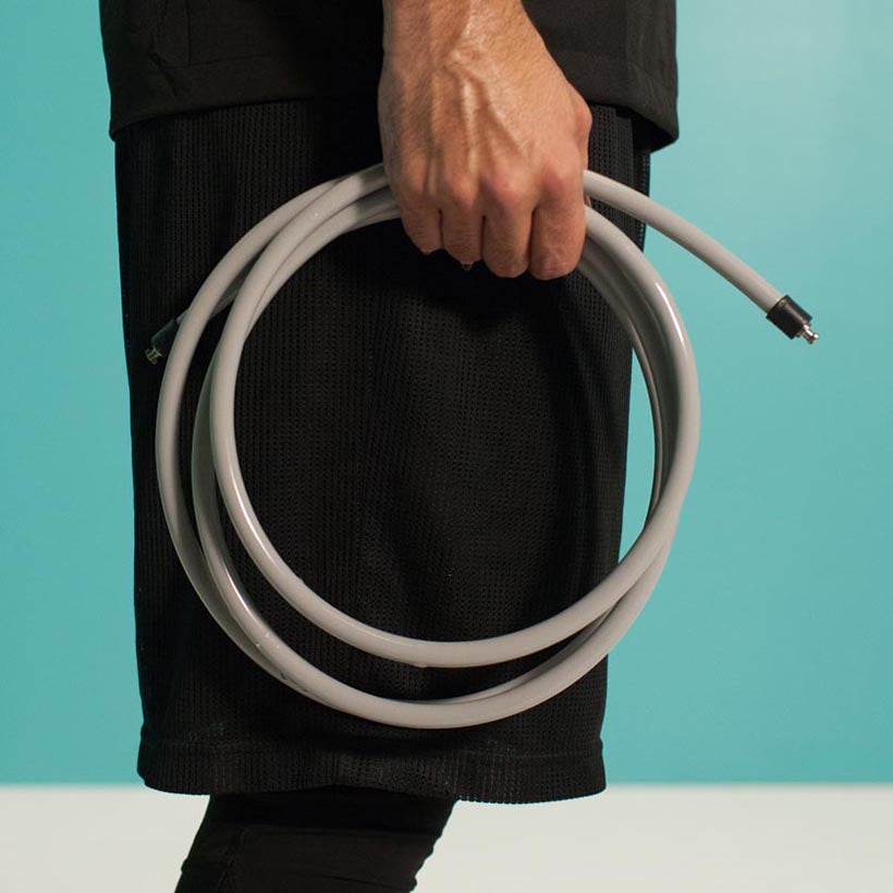 1 LB Heavy Rope (Like-new) Man holding 1 LB Heay Rope